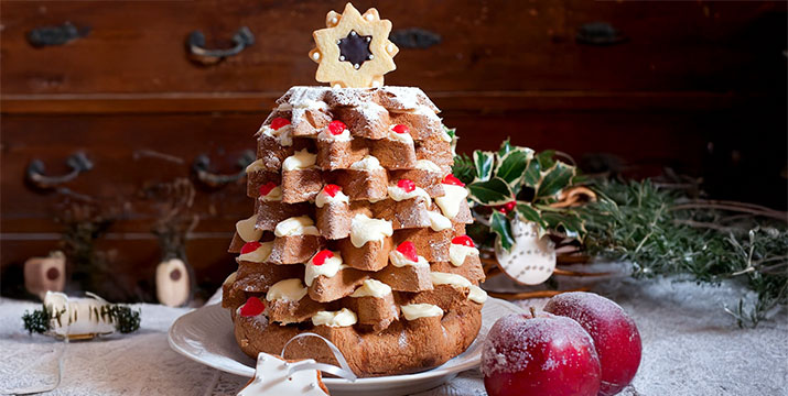 Pandoro a forma di albero